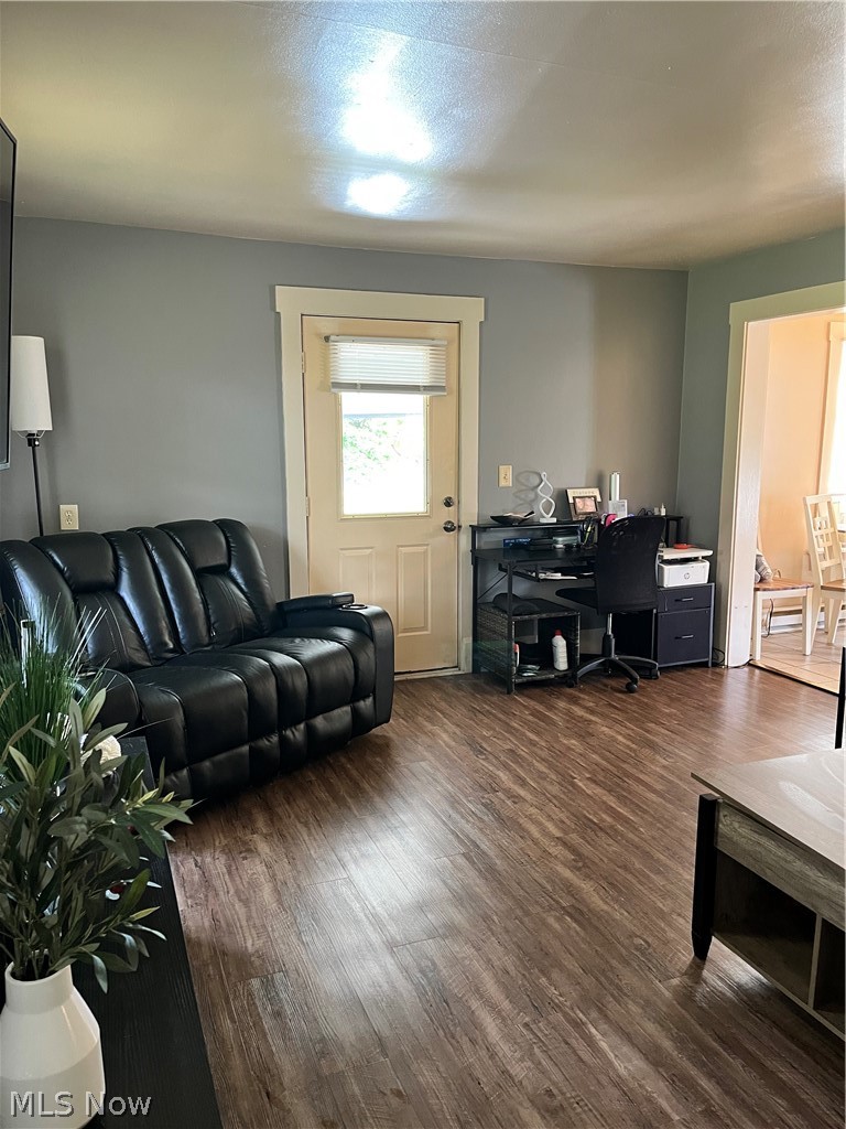 175 Wayne Street Property Photo 6