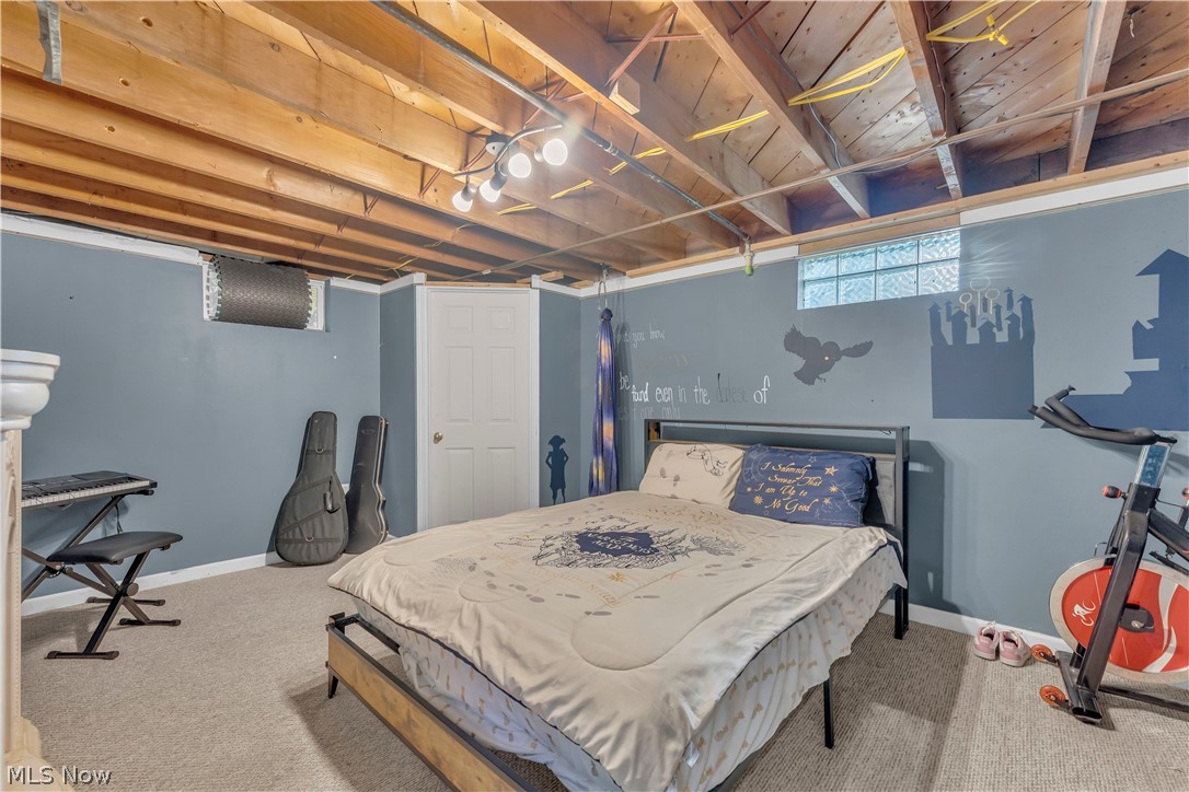 4824 Darrow Road Property Photo 31