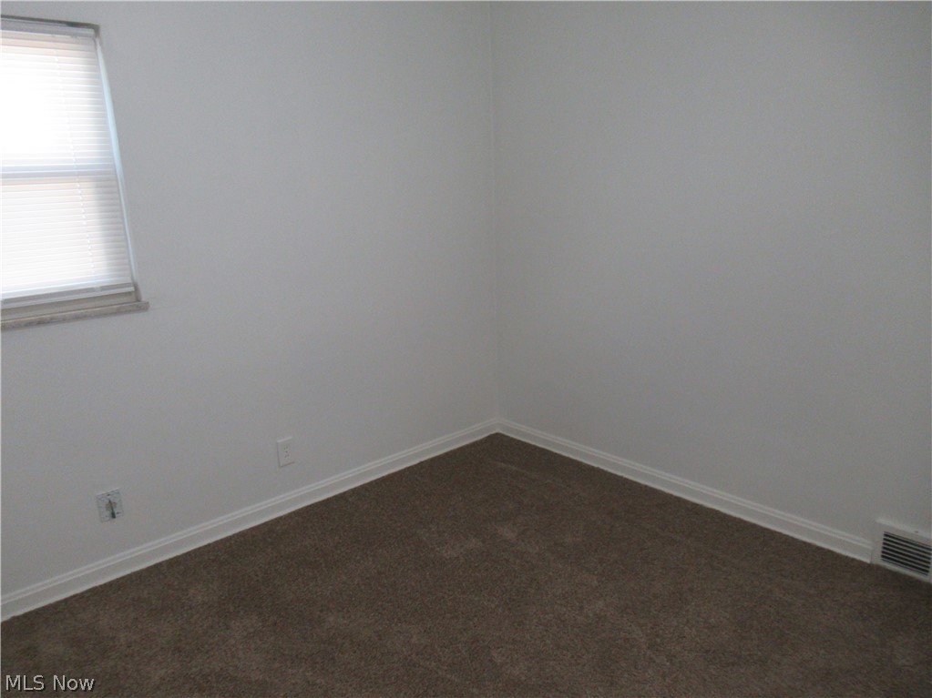 29107 Fuller Avenue Property Photo 13
