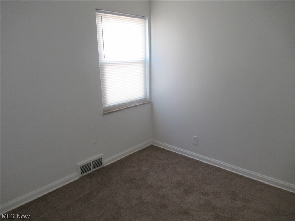 29107 Fuller Avenue Property Photo 14