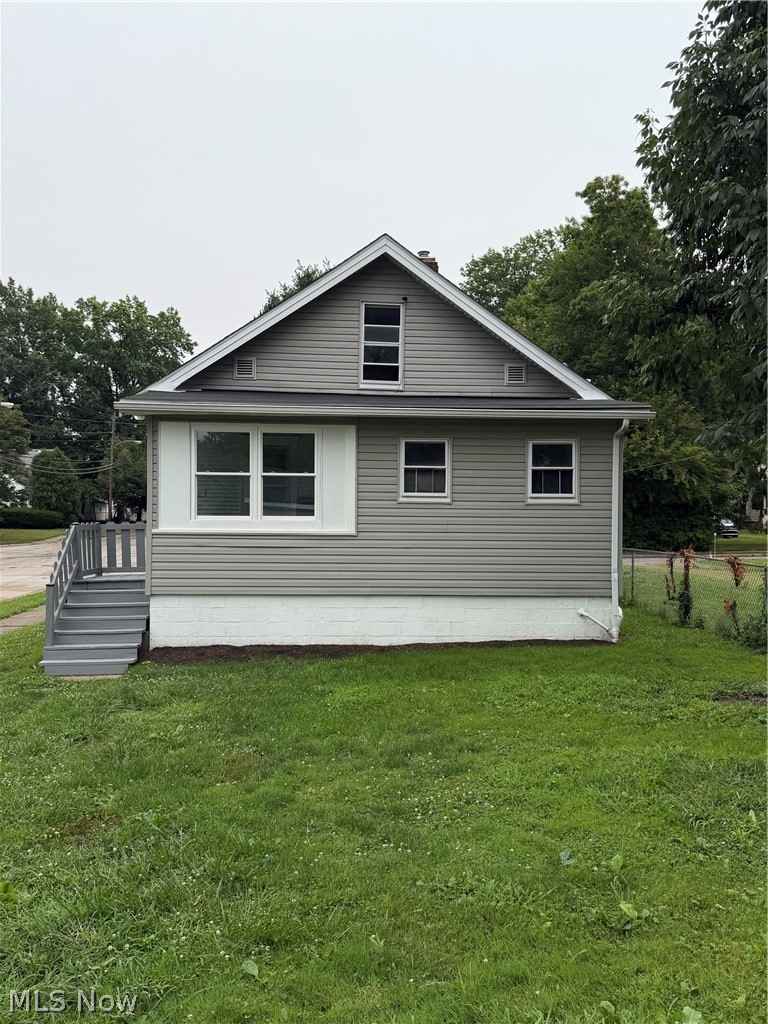 1054 Winton Avenue Property Photo 2