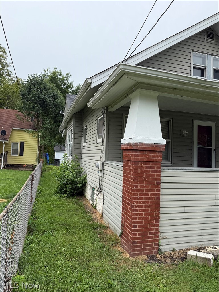 1054 Winton Avenue Property Photo 4
