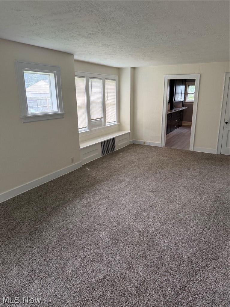1054 Winton Avenue Property Photo 8