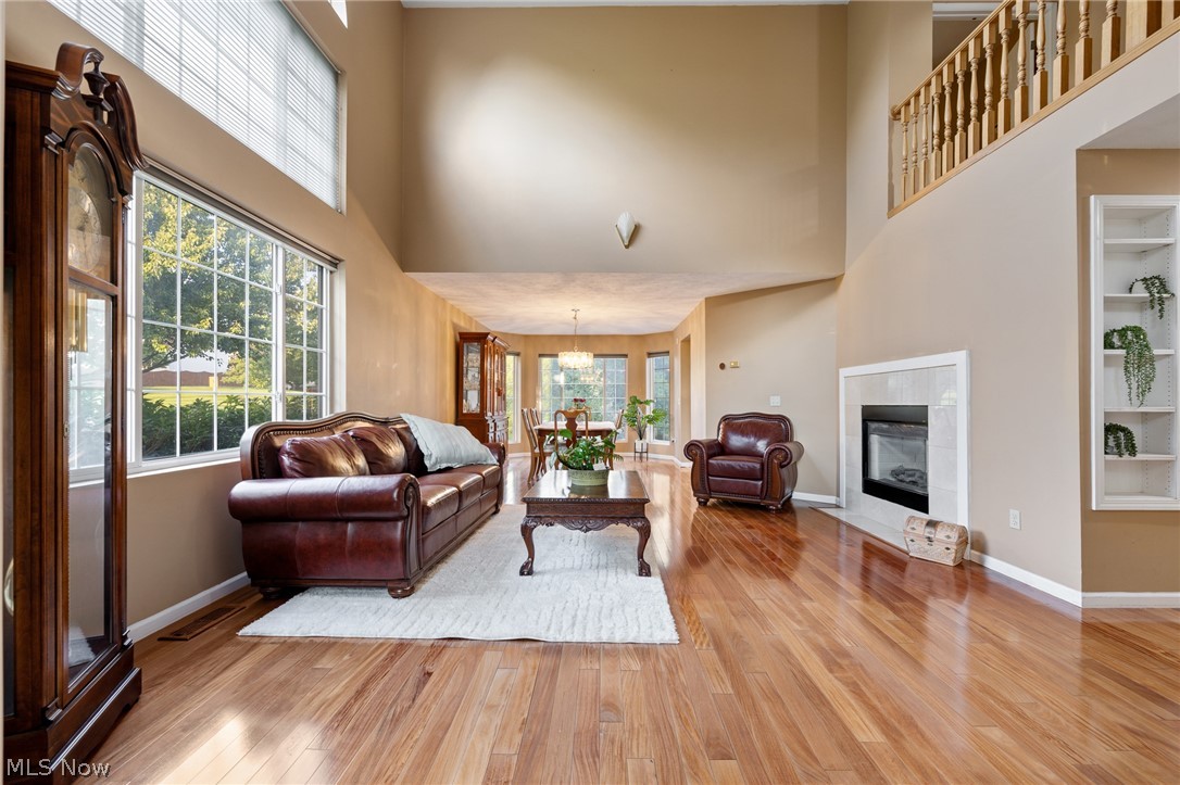 4851 Gateway Drive Property Photo 6