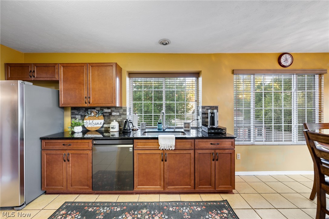 4851 Gateway Drive Property Photo 12