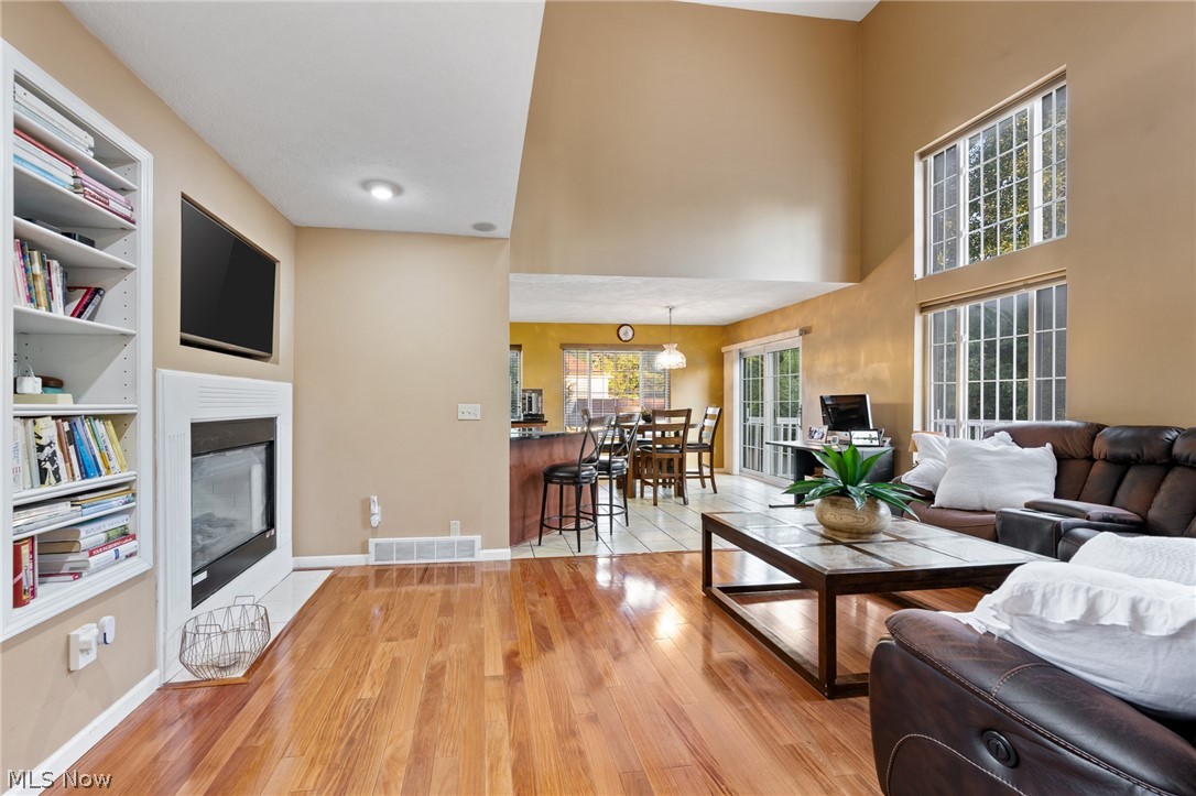 4851 Gateway Drive Property Photo 17
