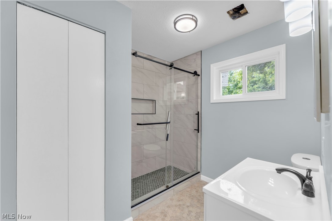 320 Elberta Drive Property Photo 16