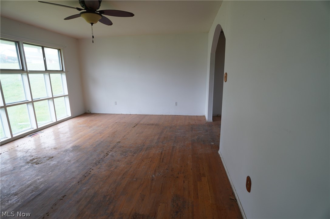 19 Hillcrest Drive Property Photo 6