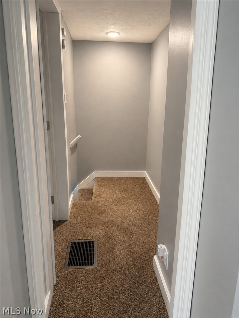 936 Ella Court Property Photo 11
