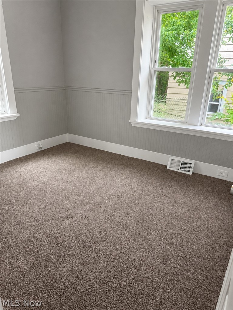 936 Ella Court Property Photo 17