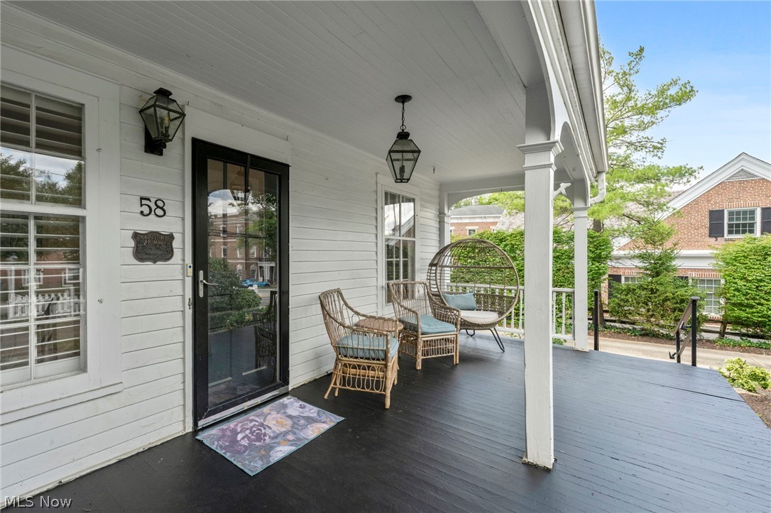 58 E Washington Street Property Photo 2