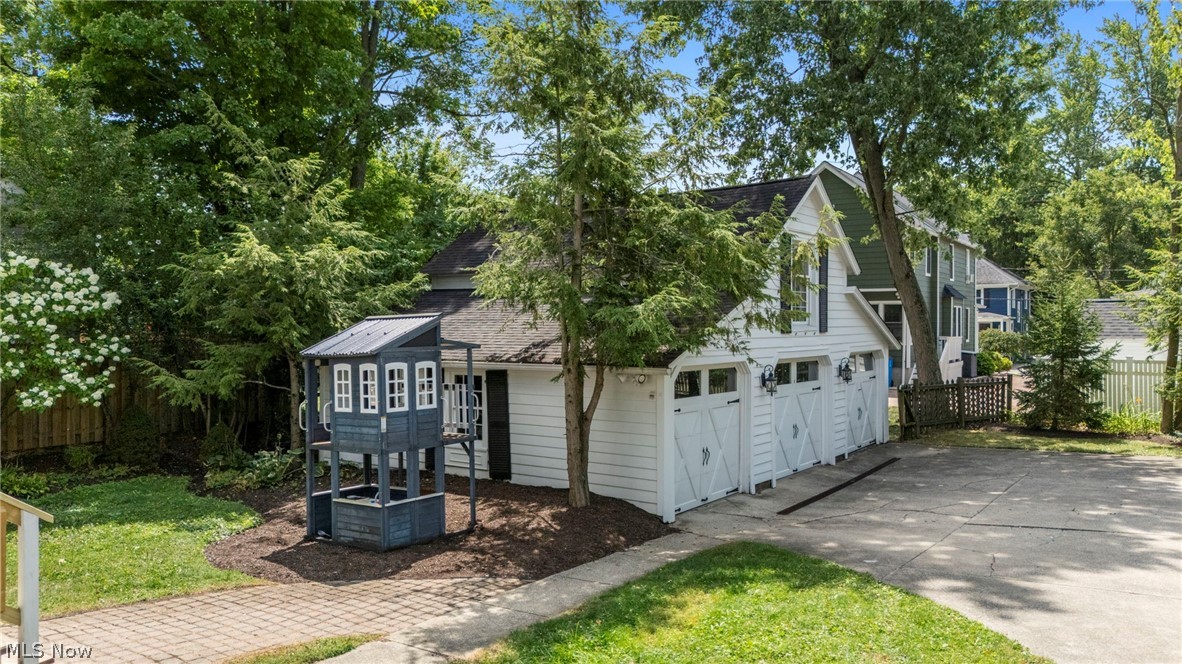 58 E Washington Street Property Photo 43