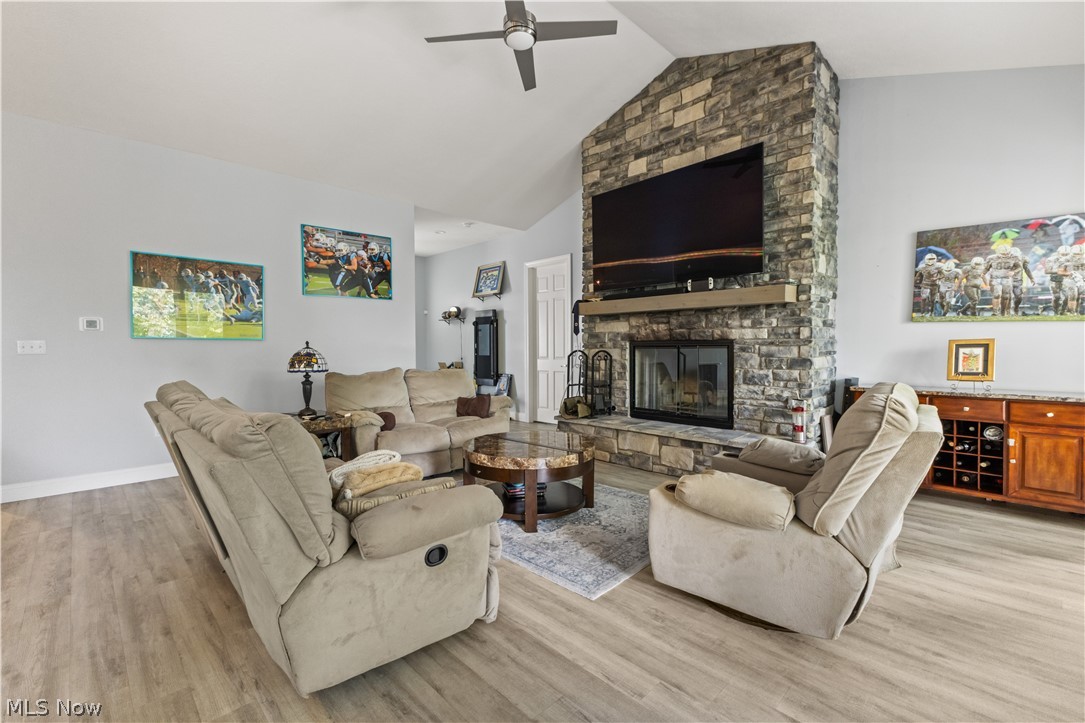 119 Riverside Drive Property Photo 12