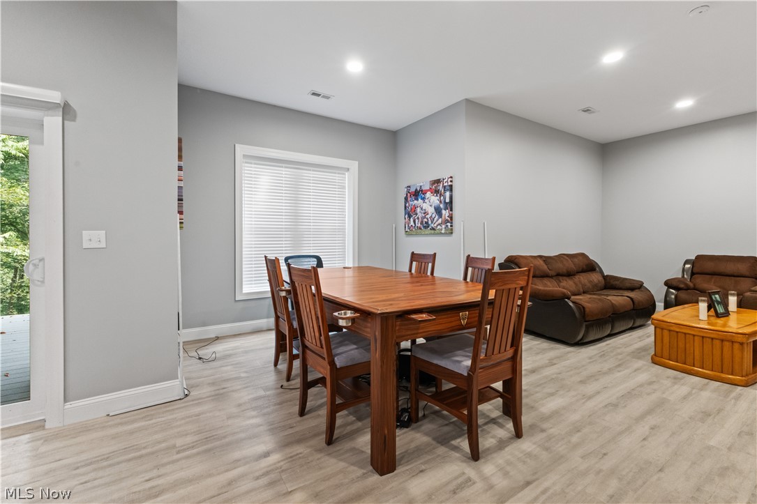 119 Riverside Drive Property Photo 30