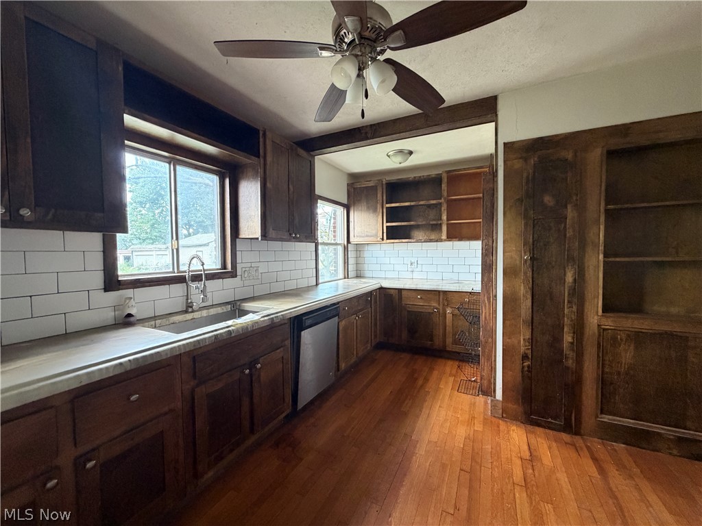 8127 Garfield Boulevard Property Photo 2