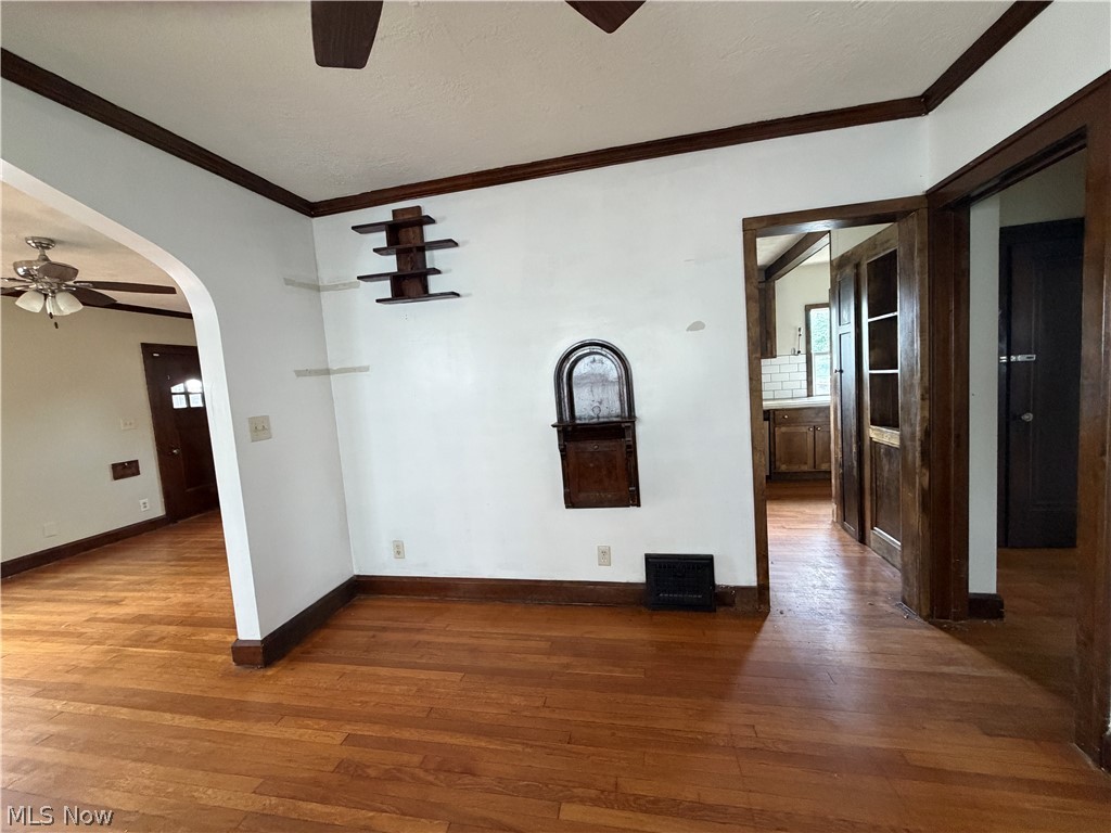 8127 Garfield Boulevard Property Photo 5