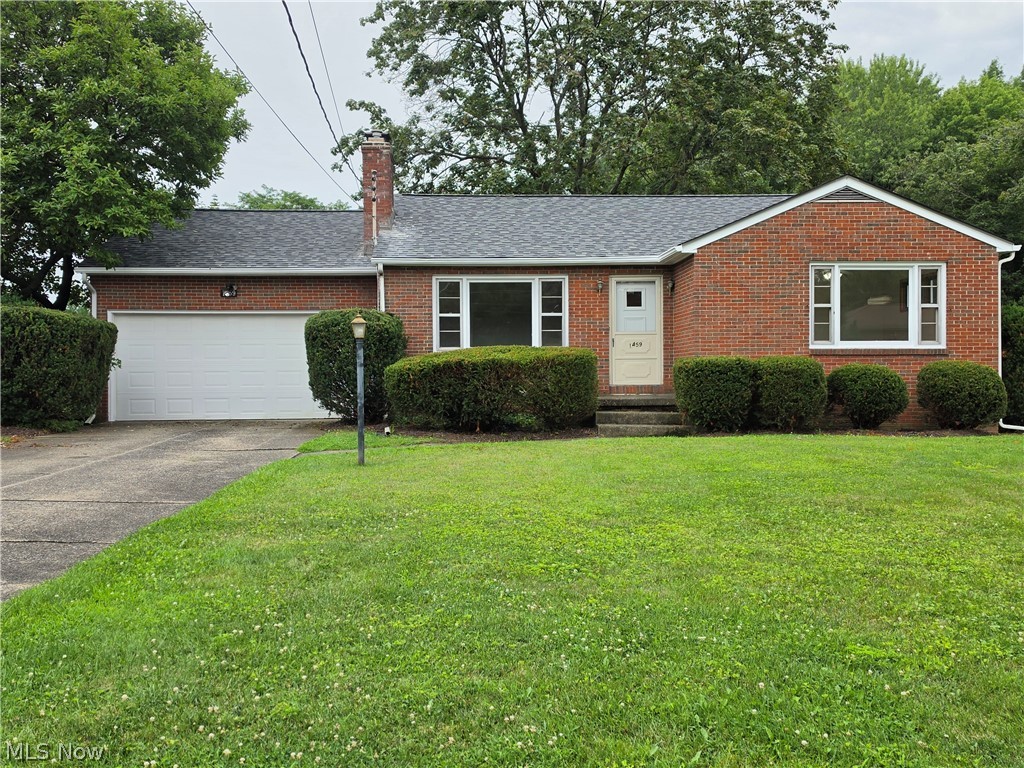 1459 Stepney Property Photo 1