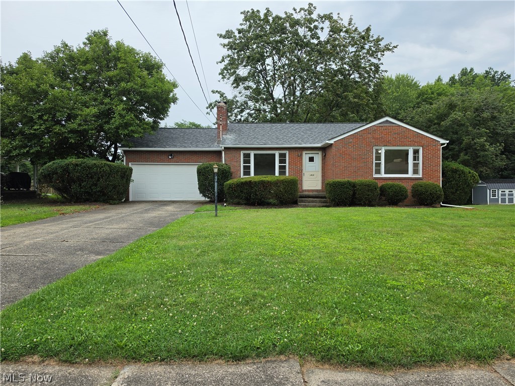 1459 Stepney Property Photo 15