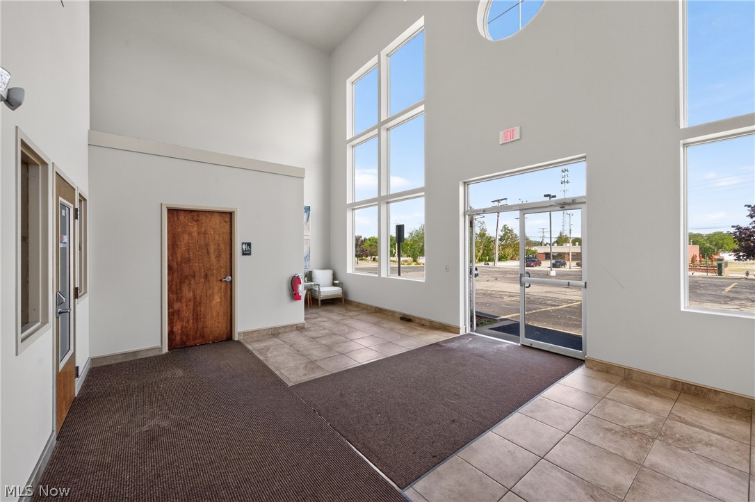32875 Solon Road Property Photo 20