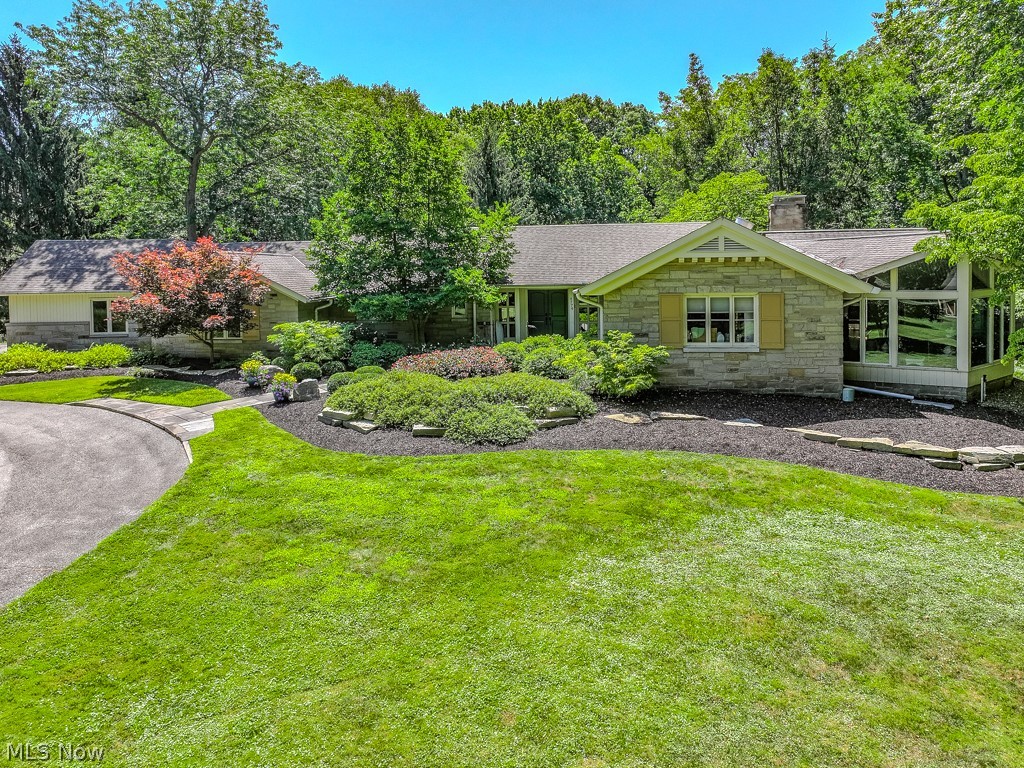 4774 Sherwin Road Property Photo 1
