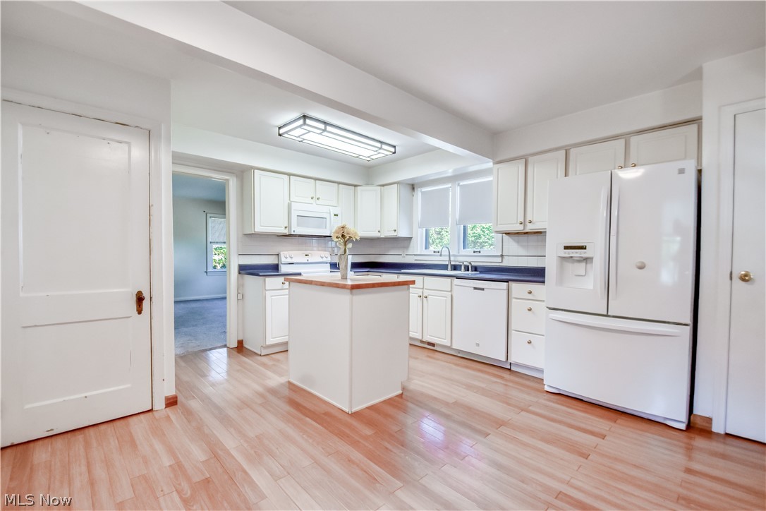 7347 Case Avenue Property Photo 8