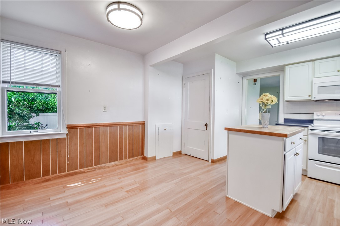 7347 Case Avenue Property Photo 9