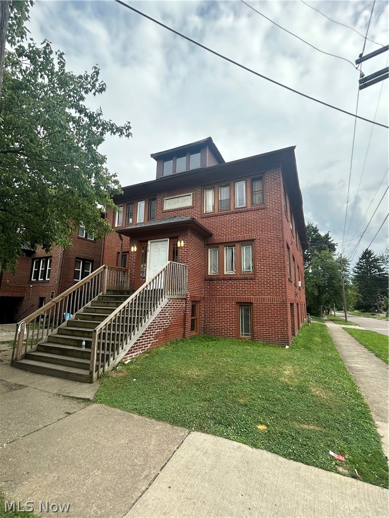 228 Cole Avenue Property Photo 1