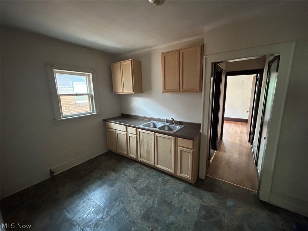 228 Cole Avenue Property Photo 11