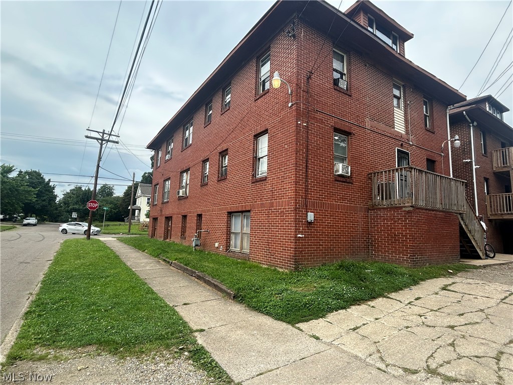 228 Cole Avenue Property Photo 29