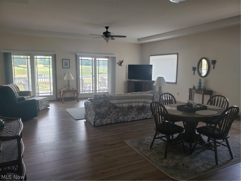 56269 Lakeview Drive Property Photo 4