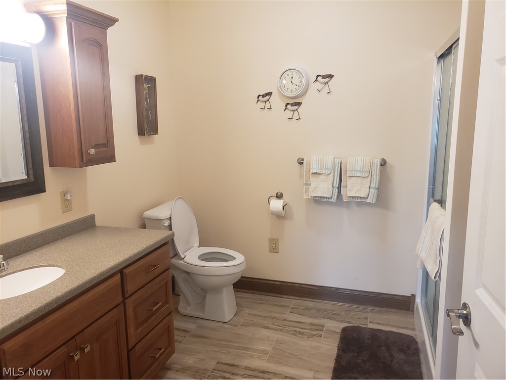 56269 Lakeview Drive Property Photo 8