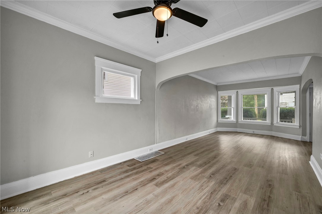 9825 Macon Avenue Property Photo 23