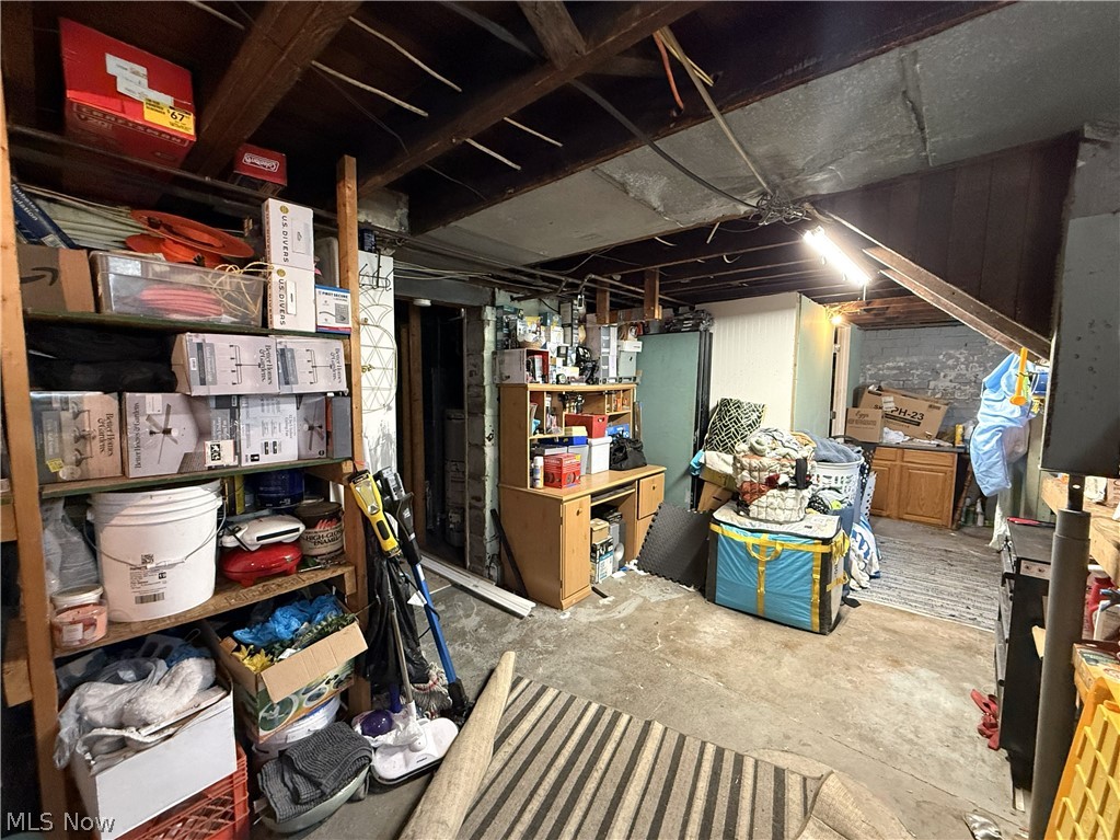 812 Clarendon Avenue Nw Property Photo 24