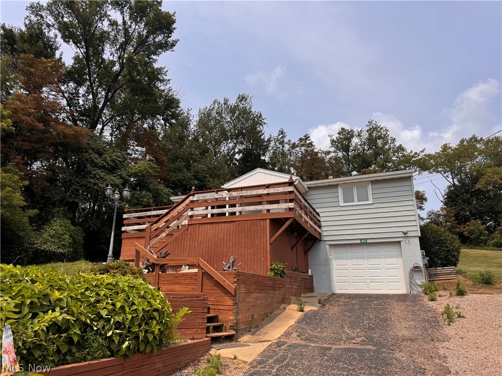 401 Diana Drive Property Photo 1
