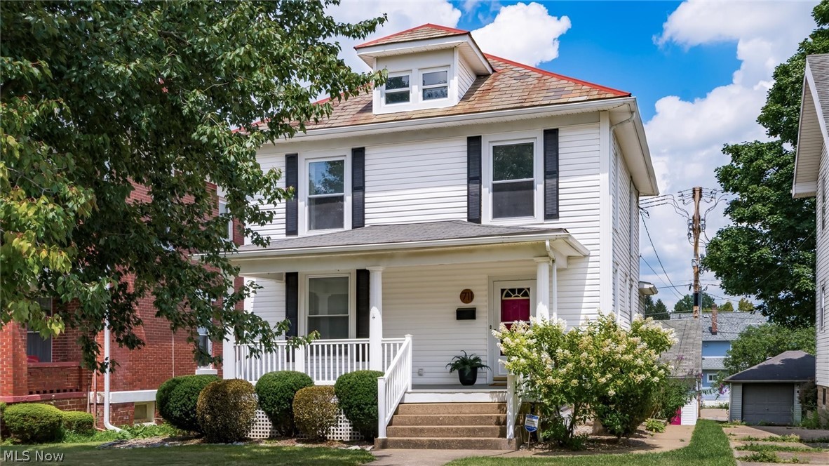 711 St Louis Avenue Property Photo 1