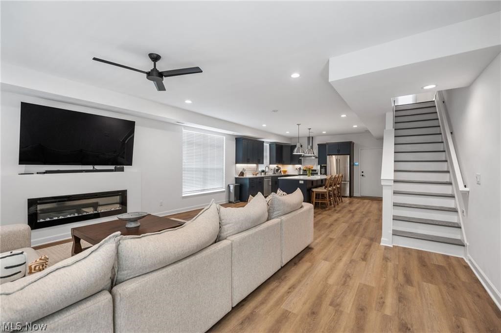 12203 Ashbury Avenue Property Photo 4