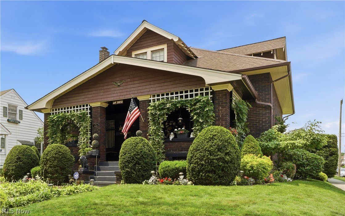 3972 Washington Park Boulevard Property Photo 1