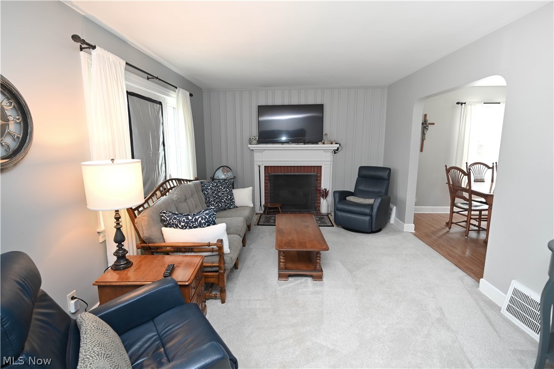482 Ewing Road Property Photo 6