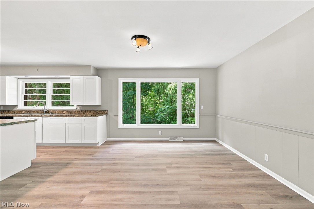 558 Garnette Road Property Photo 10