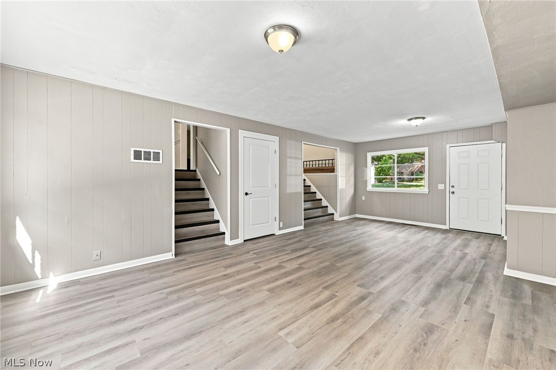 558 Garnette Road Property Photo 12