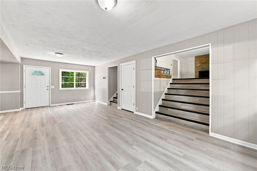 558 Garnette Road Property Photo 14