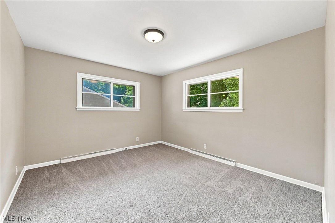 558 Garnette Road Property Photo 23