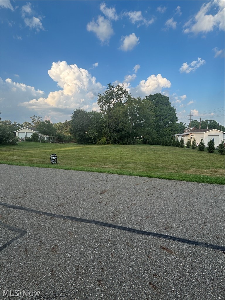 Menegay Road Property Photo 1