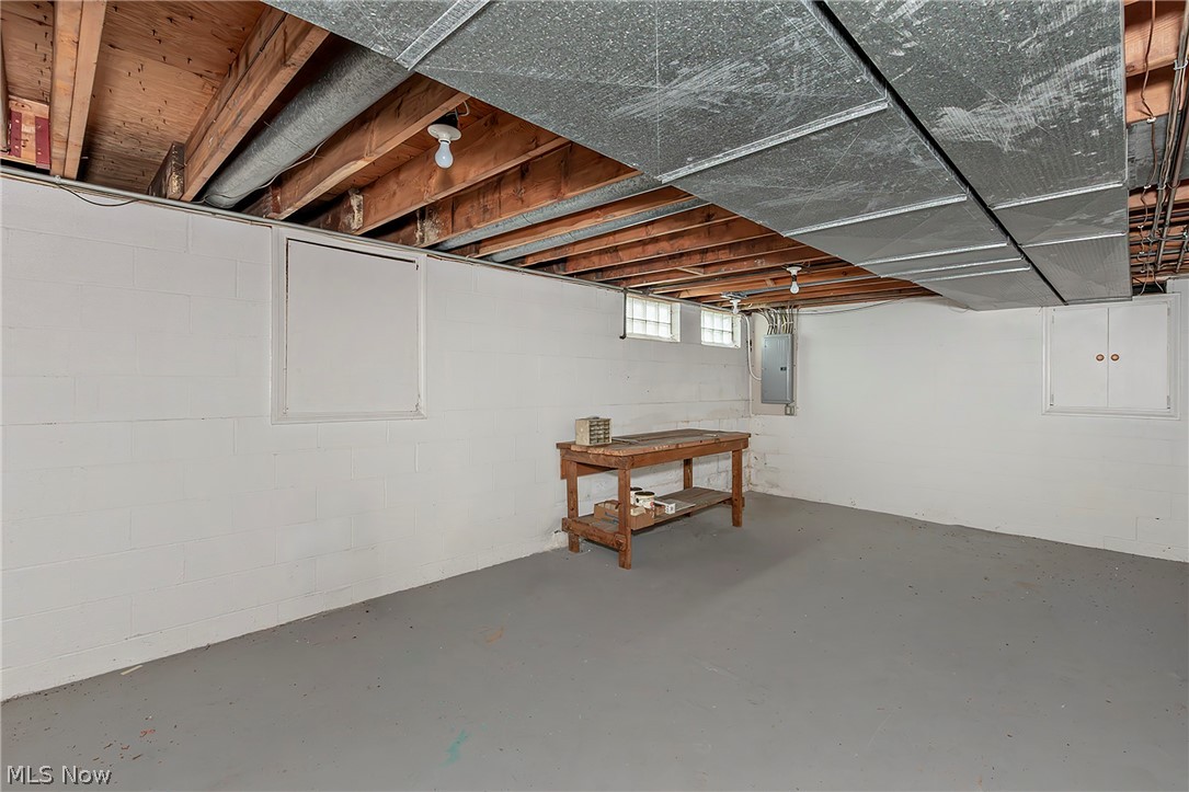 1987 Burlington Road Property Photo 40