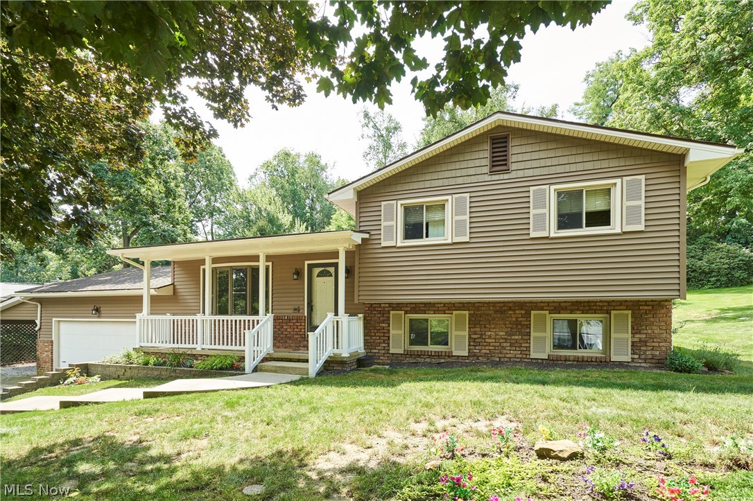 792 Jolson Avenue
