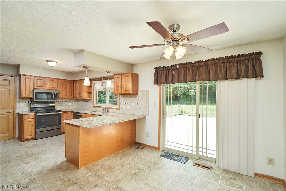 792 Jolson Avenue Property Photo 10