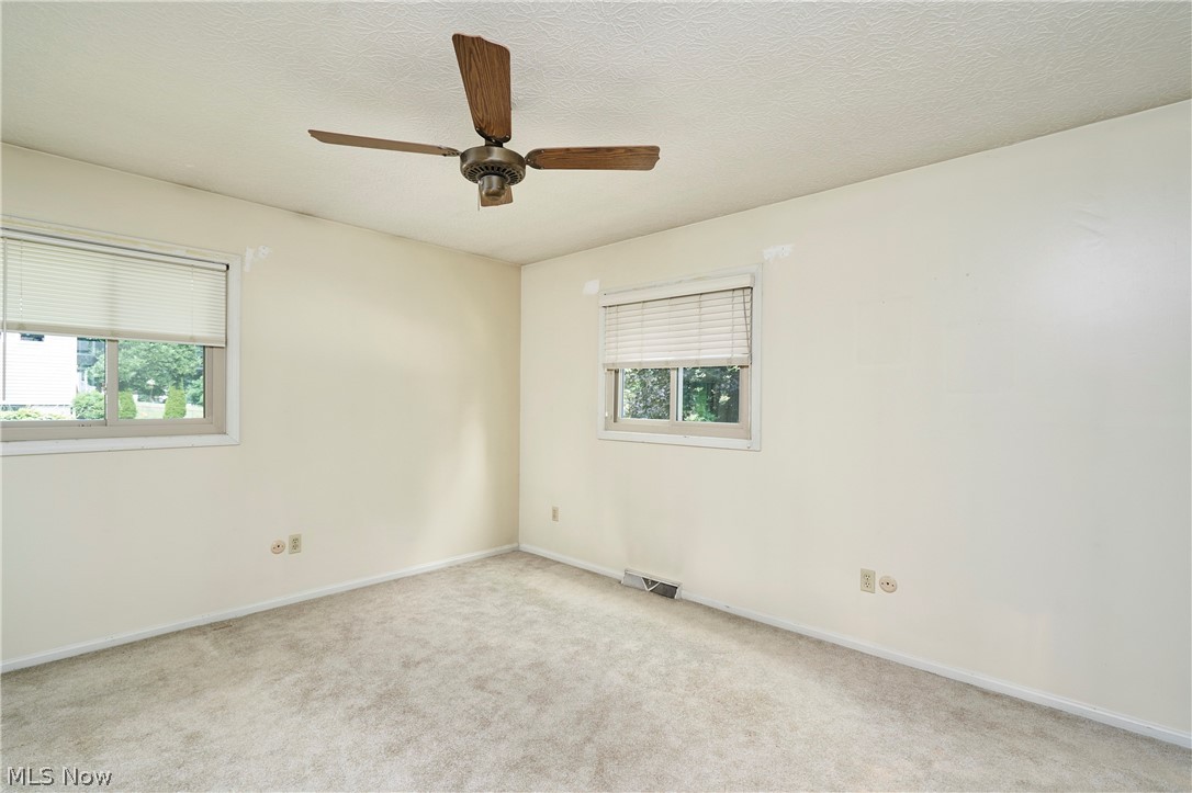 792 Jolson Avenue Property Photo 15