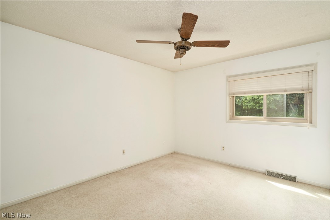 792 Jolson Avenue Property Photo 17