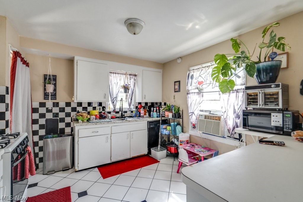 24 Dewhurst Avenue Property Photo 3