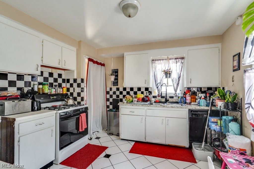 24 Dewhurst Avenue Property Photo 5